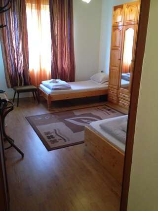 Проживание в семье Apartment Home Keranchevi Сандански Апартаменты с 2 спальнями-7